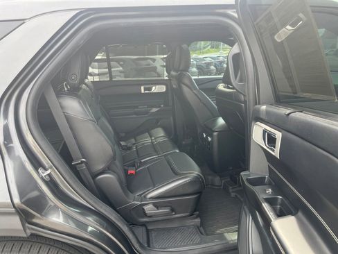 Used 2020 Ford Explorer ST w/ Premium Technology Package AWD/4WD image 34
