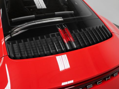 Certified 2024 Porsche 911 Carrera S RWD image 19