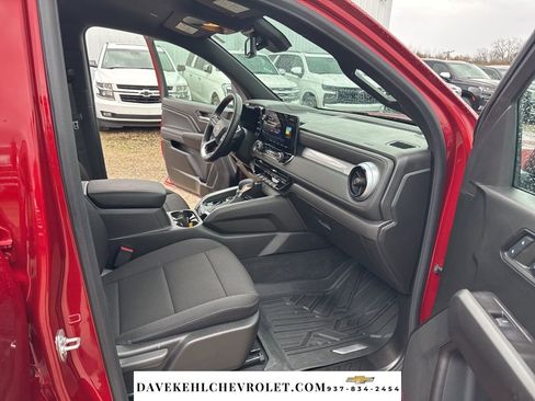 Used 2024 Chevrolet Colorado LT w/ LT Convenience Package II image 25