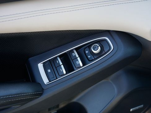 Used 2019 Subaru Ascent Limited AWD/4WD image 19