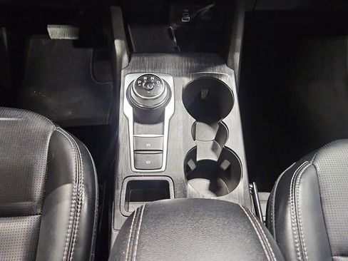 Certified 2025 Ford Escape Platinum AWD/4WD image 11