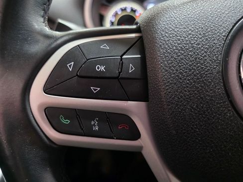 Used 2017 Jeep Cherokee Trailhawk image 26