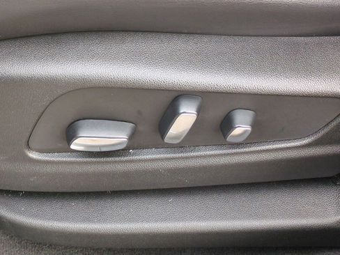 Certified 2024 Cadillac XT5 Premium Luxury image 23