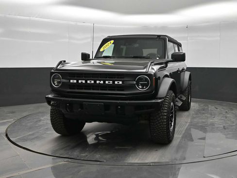 Used 2024 Ford Bronco Black Diamond w/ Sasquatch Package AWD/4WD image 3