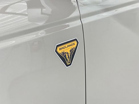 New 2025 Ford Bronco Badlands w/ Sasquatch Package image 13