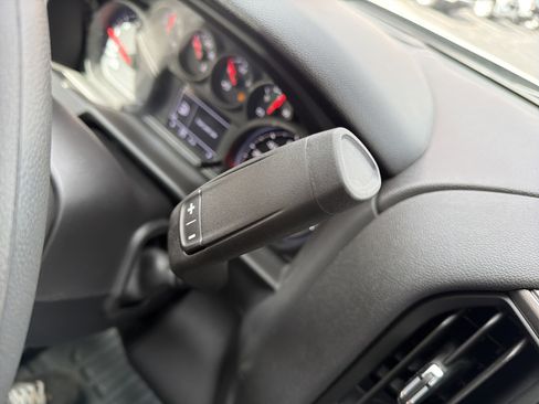 New 2026 Chevrolet Silverado 1500 W/T w/ WT Value Package image 31