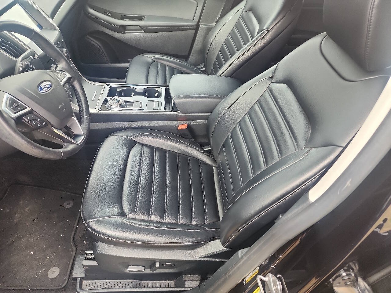 Used 2020 Ford Edge SEL FWD image 25
