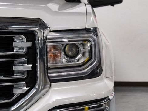 Used 2017 GMC Sierra 1500 SLT w/ SLT Premium Package image 45