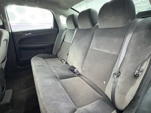 Used 2011 Chevrolet Impala LS image 9
