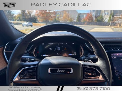 Used 2023 Jeep Grand Cherokee L Summit image 15