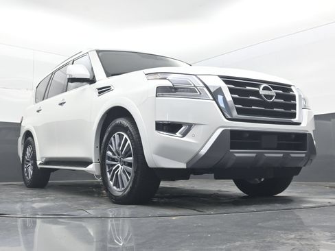 Used 2024 Nissan Armada SL w/ Captain's Chairs Package RWD image 22