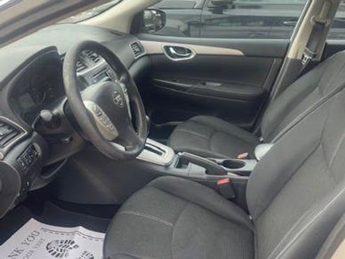 Used 2015 Nissan Sentra S image 5
