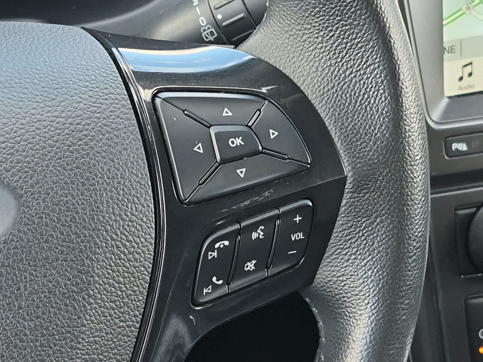 Used 2018 Ford Explorer XLT w/ Equipment Group 202A AWD/4WD image 24