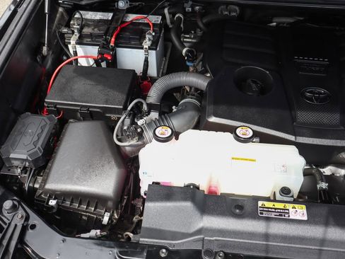 Used 2023 Toyota Tundra SR5 w/ TRD Off-Road Package image 13