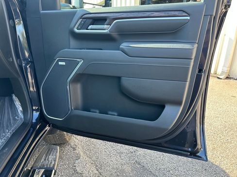 New 2026 GMC Sierra 2500 SLT w/ SLT Premium Package image 27