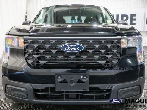 Used 2025 Ford Maverick XL FWD image 3