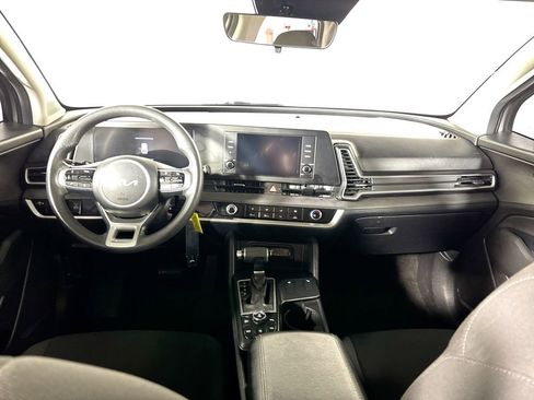 Used 2023 Kia Sportage LX image 12