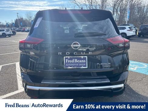 New 2026 Nissan Rogue Platinum image 7
