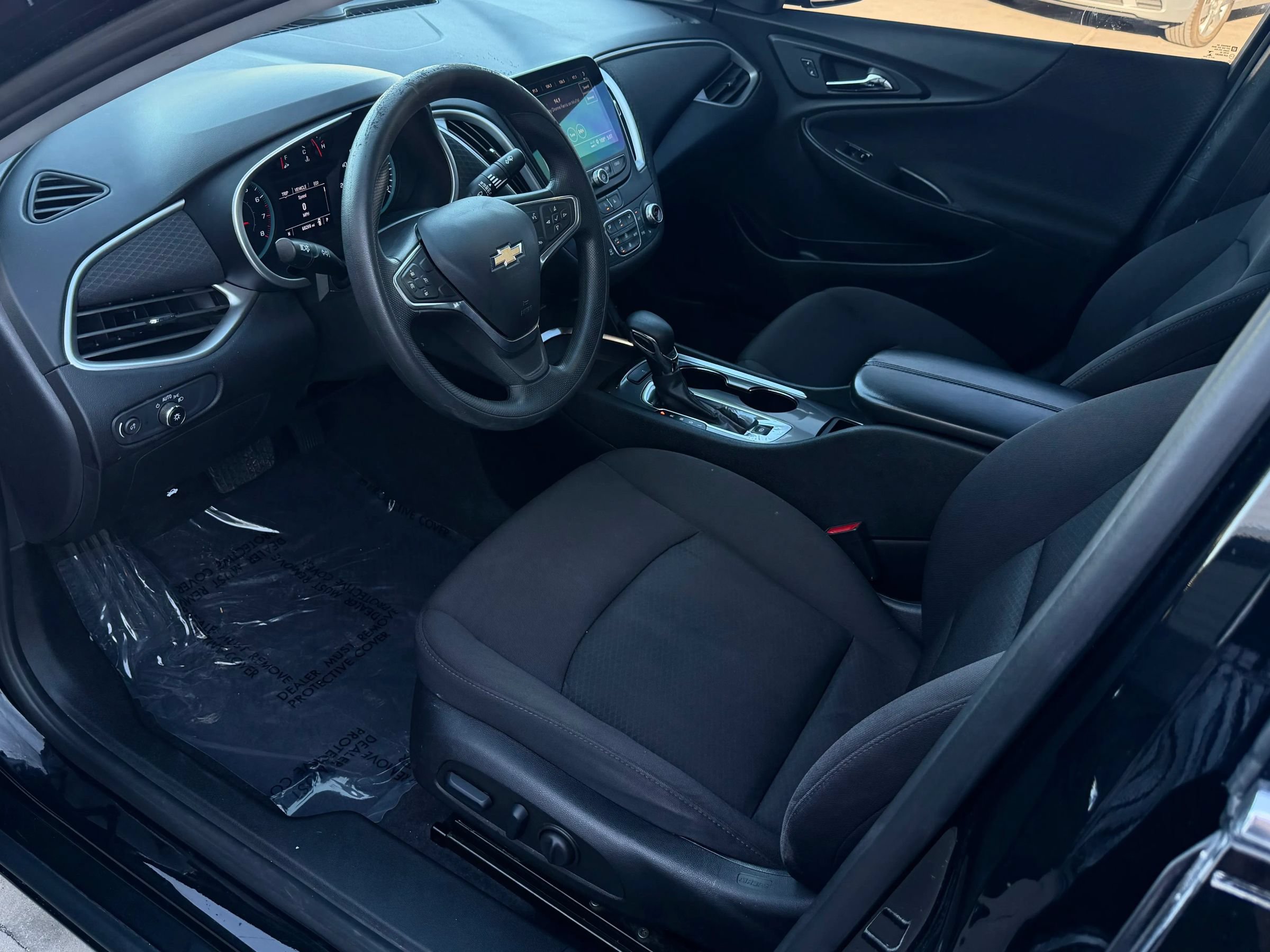 Used 2022 Chevrolet Malibu LT FWD image 8