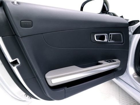 Used 2019 Mercedes-Benz AMG GT image 35