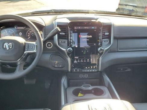 Used 2025 RAM 2500 Laramie image 32