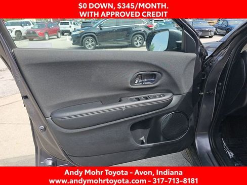 Used 2021 Honda HR-V LX image 11