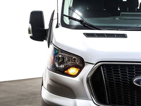Used 2024 Ford Transit 350 XLT image 13