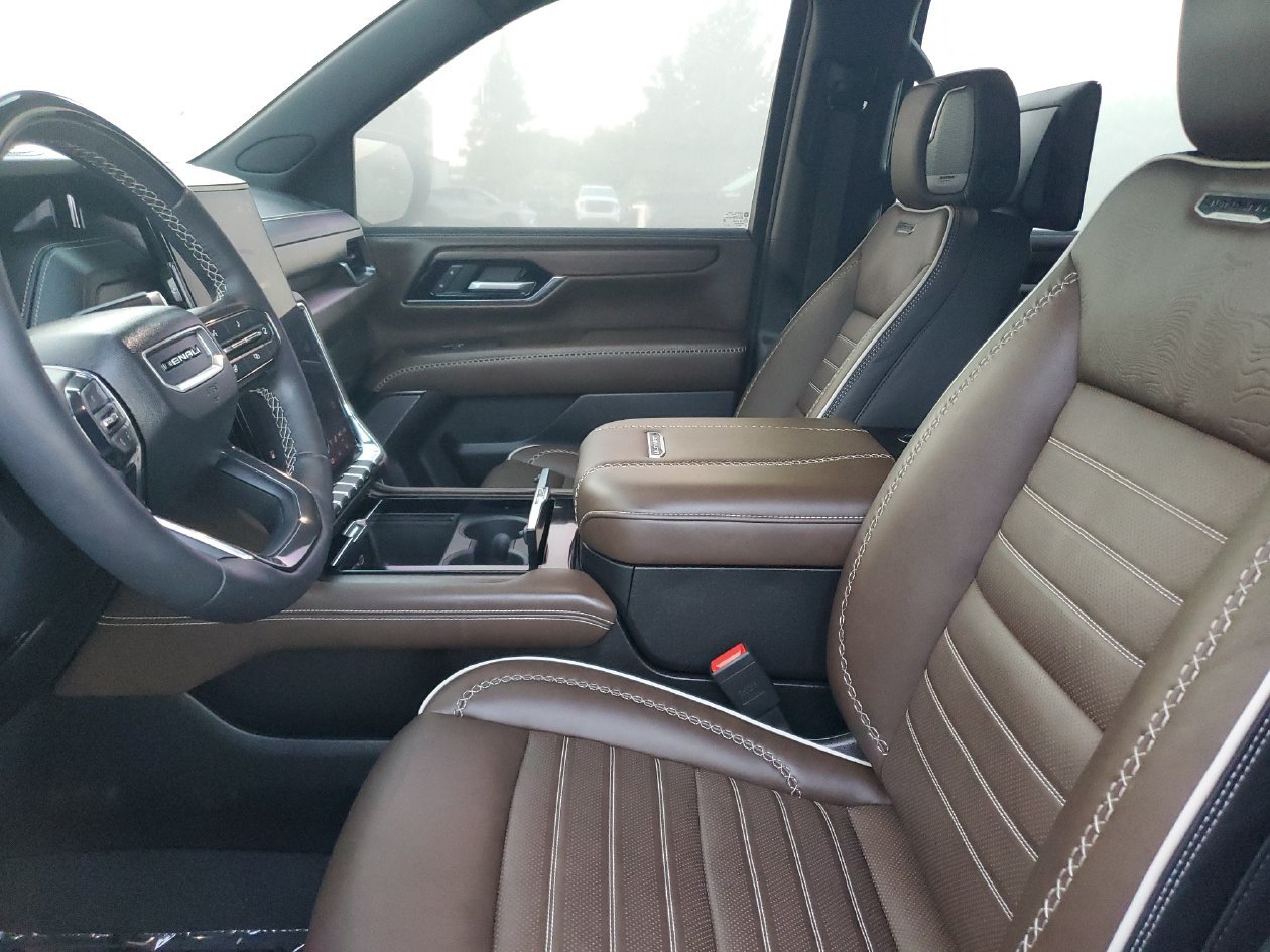 Used 2026 GMC Yukon XL Denali Ultimate AWD/4WD image 18