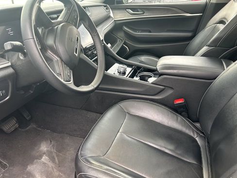 Certified 2022 Jeep Grand Cherokee L Limited image 7