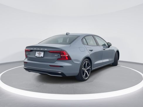 Used 2024 Volvo S60 B5 Core w/ Climate Package AWD/4WD image 5