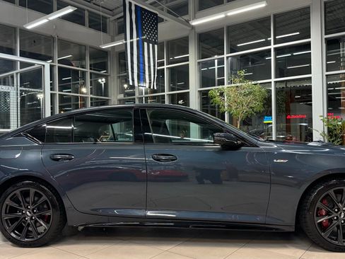 Used 2025 Cadillac CT5 V image 8