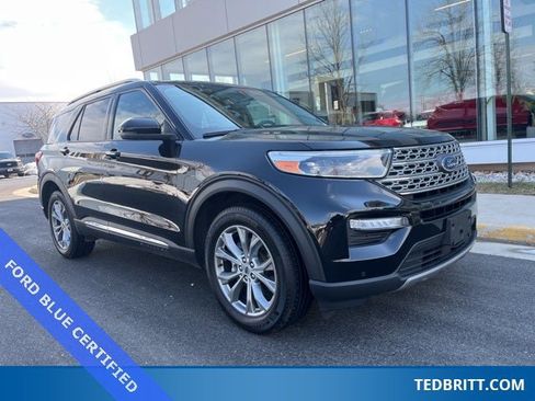 Certified 2022 Ford Explorer Limited w/ Equipment Group 301A image 1