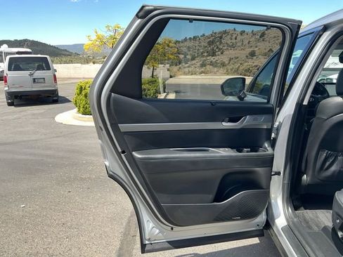 Used 2023 Hyundai Palisade SEL w/ Cargo Package AWD/4WD image 23
