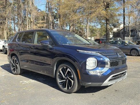 Used 2024 Mitsubishi Outlander SE image 7