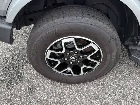 Certified 2024 Ford Bronco Outer Banks AWD/4WD image 40
