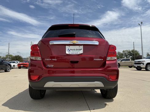Used 2019 Chevrolet Trax Premier w/ LPO, Cargo Package image 28