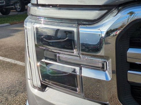 New 2025 Ford F150 Lariat w/ Equipment Group 502A High image 9