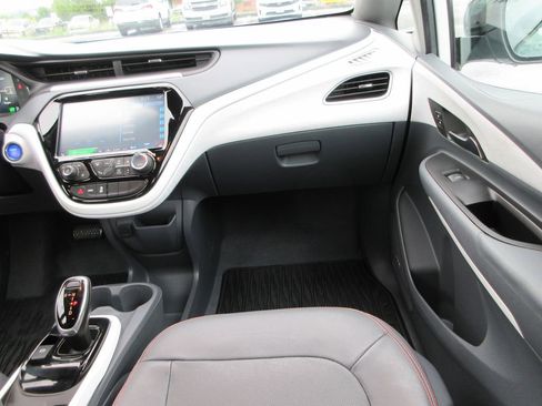 Certified 2019 Chevrolet Bolt Premier w/ Infotainment Package FWD image 16