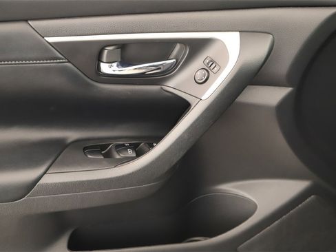 Used 2017 Nissan Altima 2.5 SL w/ 2.5 Technology Package image 23