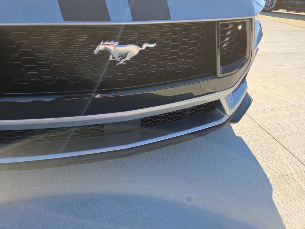 Used 2024 Ford Mustang GT Premium w/ GT Performance Package RWD image 19