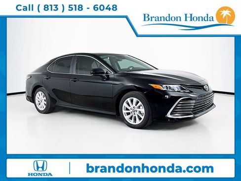Used 2024 Toyota Camry LE FWD image 1