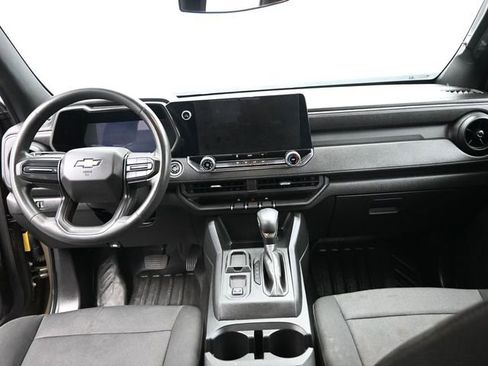 Used 2023 Chevrolet Colorado W/T image 22