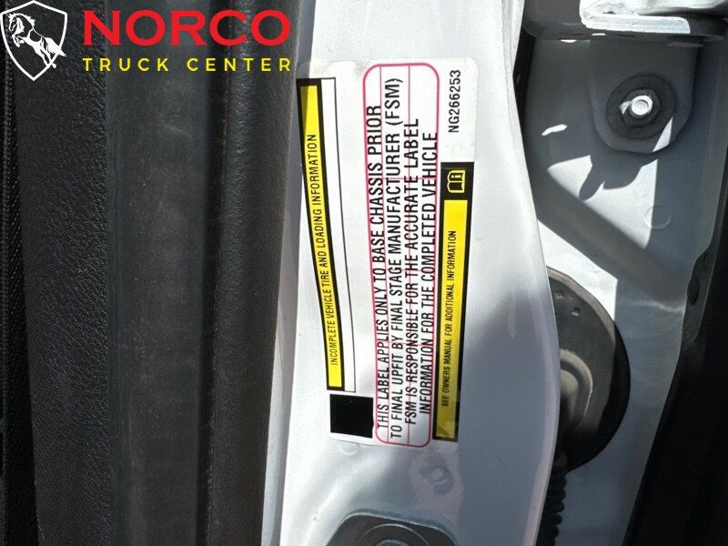 Used 2022 RAM 3500 Tradesman w/ Chrome Appearance Group AWD/4WD image 21