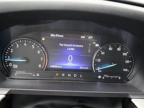 Used 2022 Ford Explorer XLT w/ Equipment Group 202A AWD/4WD image 29