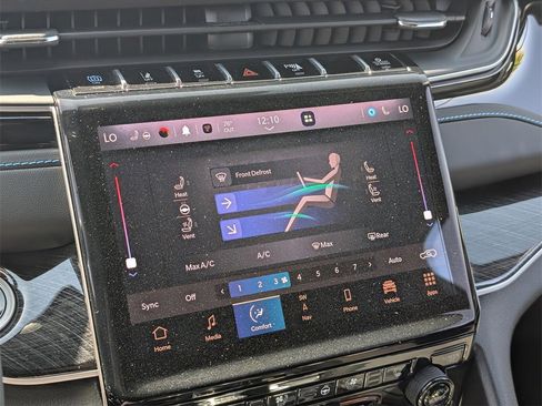 Used 2024 Jeep Grand Cherokee Trailhawk w/ Advanced Protech Group II image 26