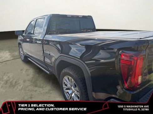 Used 2023 GMC Sierra 1500 Denali w/ Technology Package AWD/4WD image 12