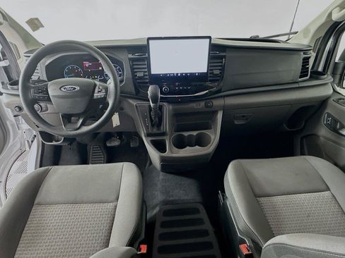 Used 2025 Ford Transit 350 XLT RWD image 30