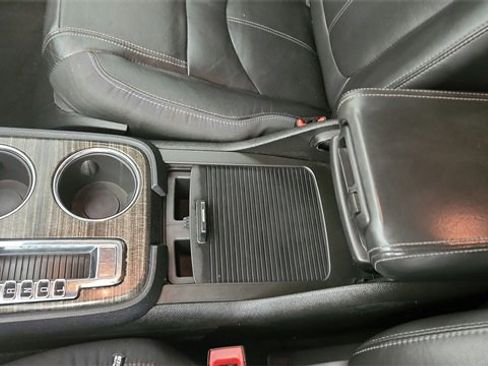 Used 2014 GMC Acadia SLT image 12