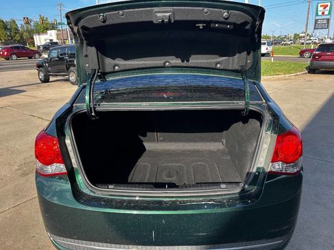 Used 2014 Chevrolet Cruze LT w/ RS Package image 5