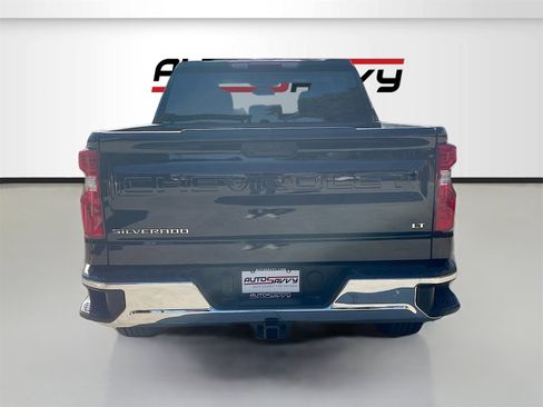 Used 2025 Chevrolet Silverado 1500 LT image 6